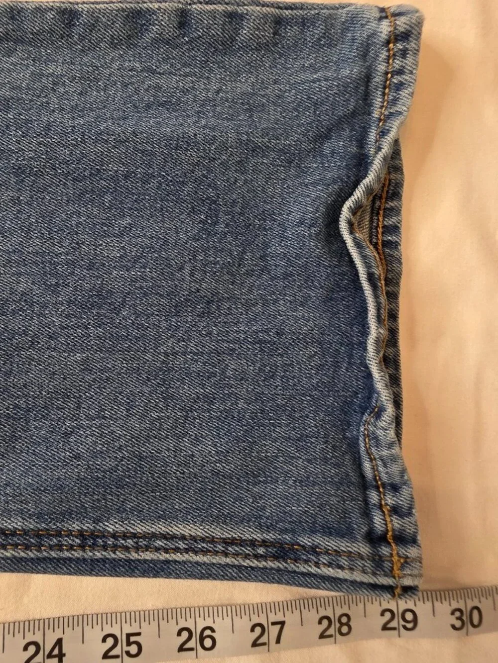 Old Navy Extra High Rise Flare Medium Wash Jeans, Women's Size 6